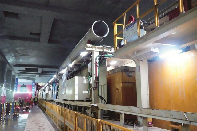 深圳地铁15号线金港站-铲湾站区间左线盾构顺利始发。.png