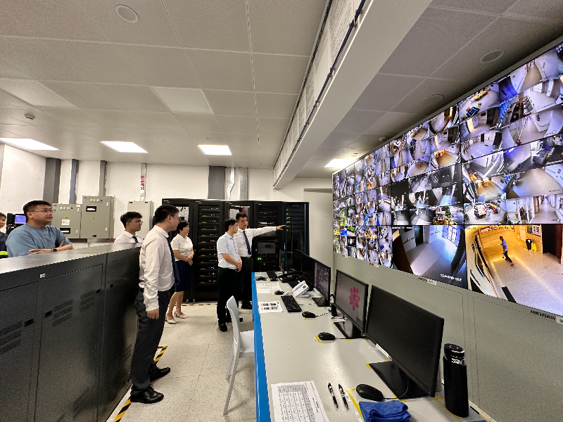 检查坪山康养中心设施设备情况